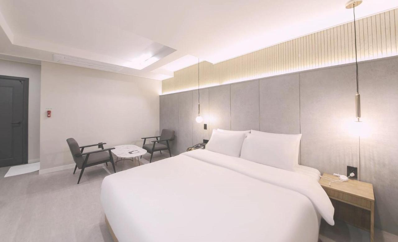 Ariel Hotel Busan Buitenkant foto
