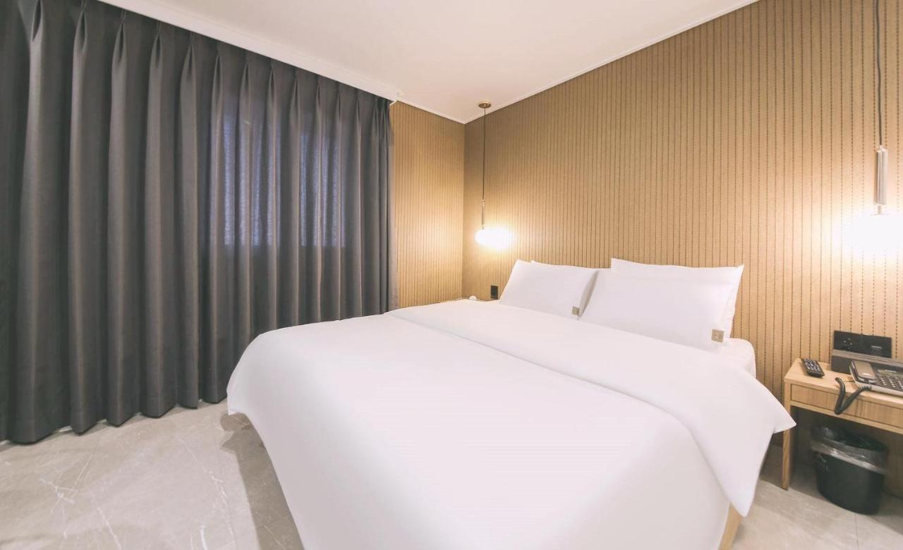 Ariel Hotel Busan Buitenkant foto