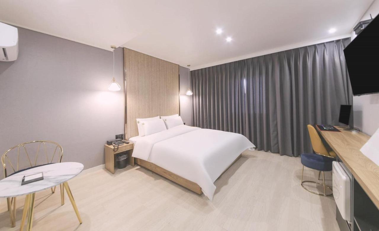 Ariel Hotel Busan Buitenkant foto