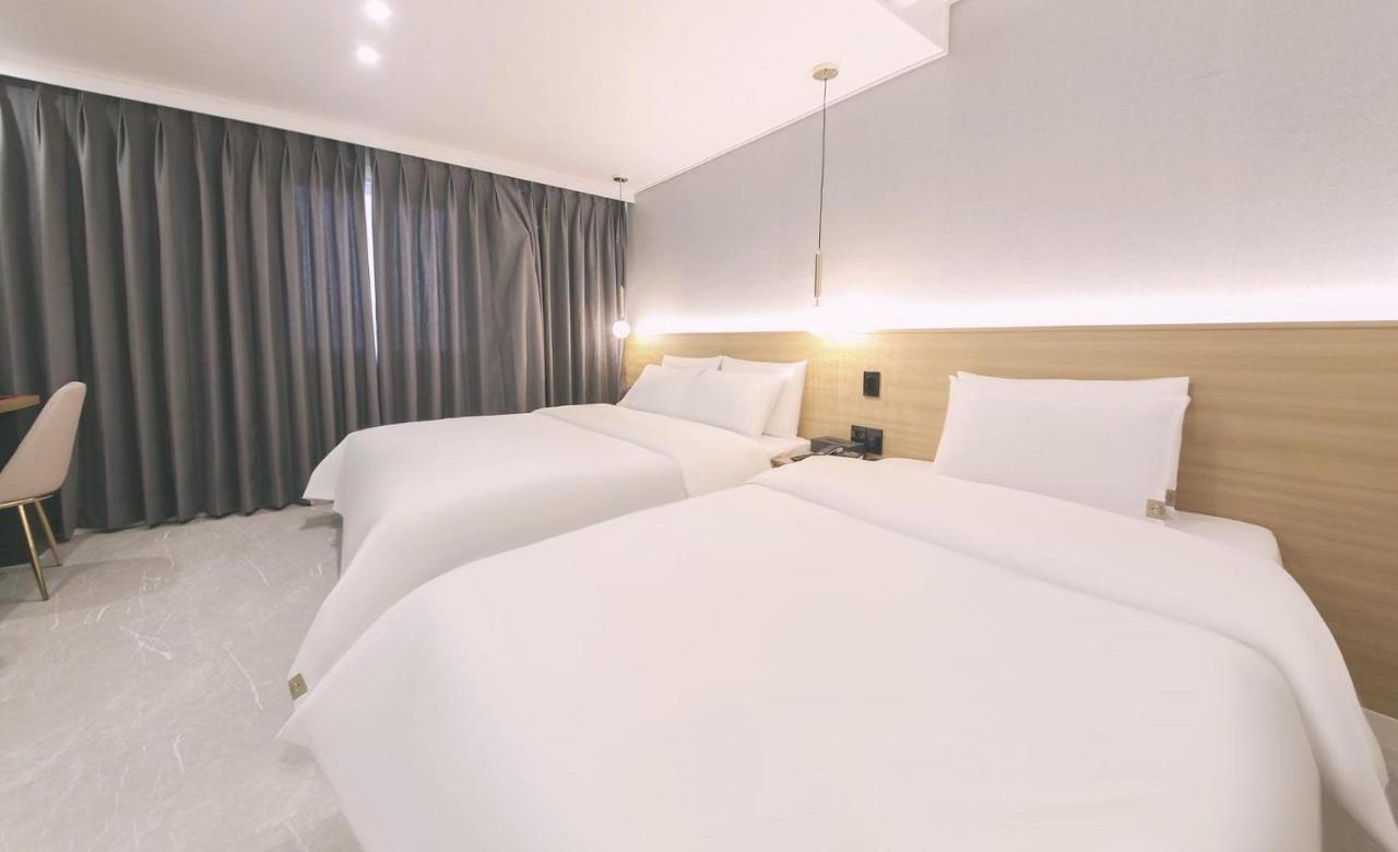 Ariel Hotel Busan Buitenkant foto